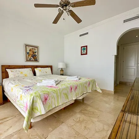 Apartmán Sinfonia Del Mar Also Long Term Estepona
